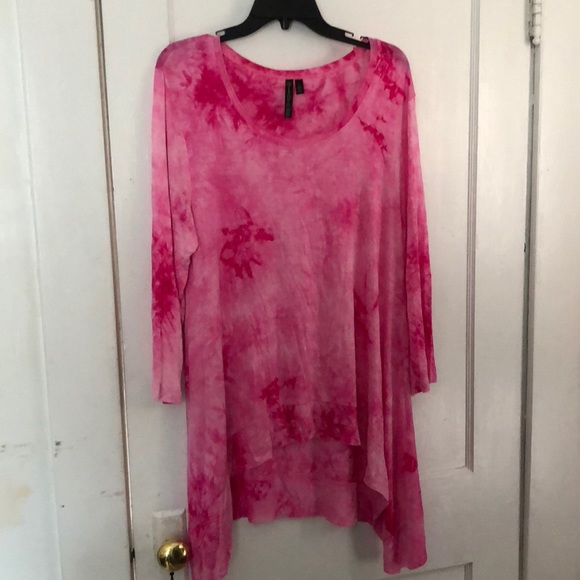Allie & Rob Tops - High low Shirt